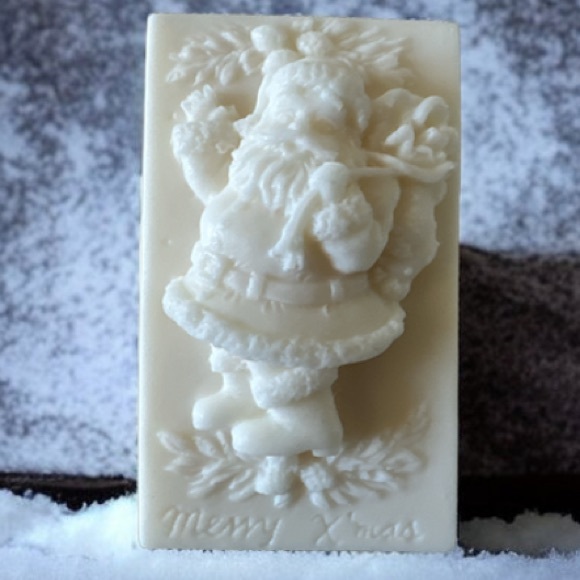 Hand Crafted Soap - Santa Claus Merry Xmas - Picture 4 of 4